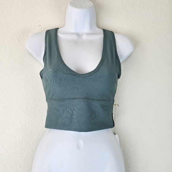 Tiger Friday Ribbed Crop Sports Bra Tank Top Medium Green Dance Activewear USA - Picture 3 of 9